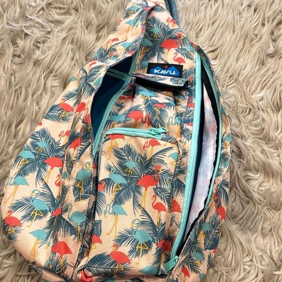 Kavu flamingo fest crossbody rope bag - Picture 4 of 9